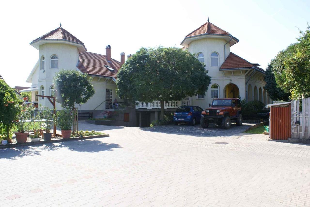 Apartment In Siofok/Balaton 19943 מראה חיצוני תמונה